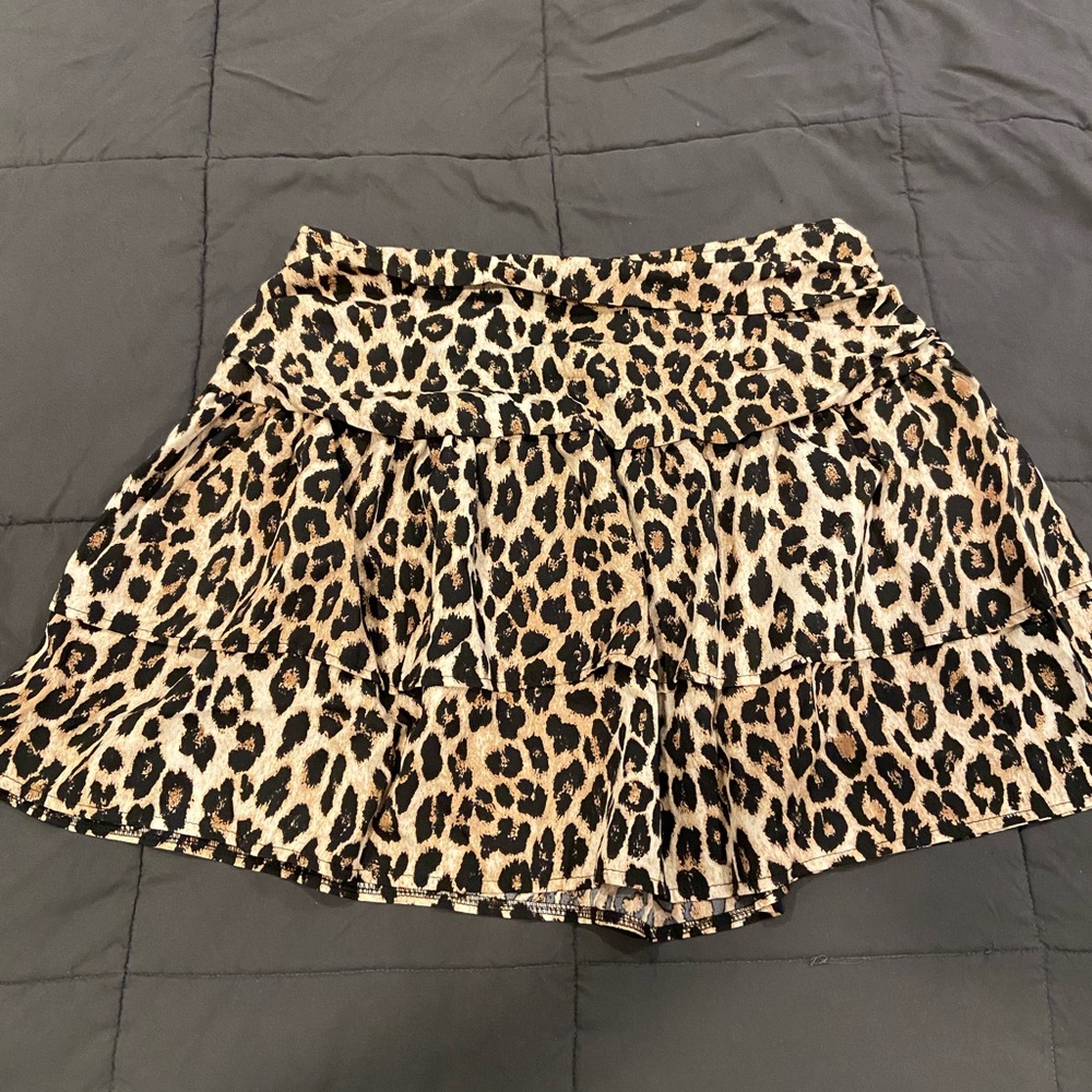 TODAY ONLY. 2 FOR $6 ON ITEMS LISTED FOR $4!!!! FREE GIFT!